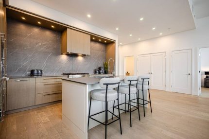 0843d104-2f04-4fe6-b8e6-a4af3cbea107