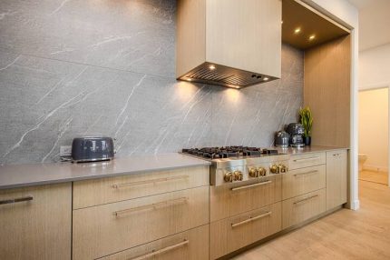 b63bb7d1-20cf-4f53-919b-1c247985402b