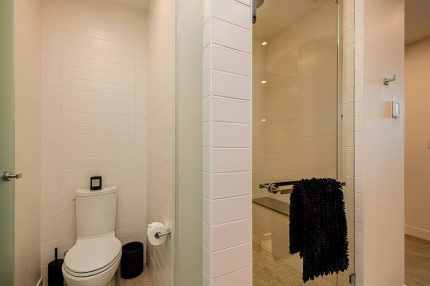 d8f6084f-448d-4675-9b80-57c8e84b14b1