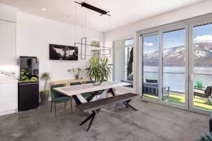 dca0bcd5-d88a-47f0-ad38-3a9df46312e9